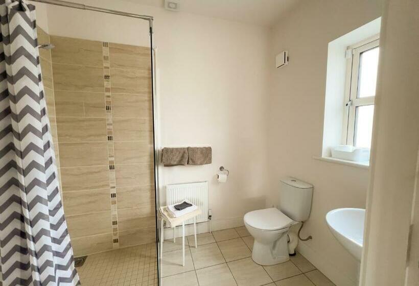 اتاق استاندارد با تخت بزرگ, Woodview Lodge