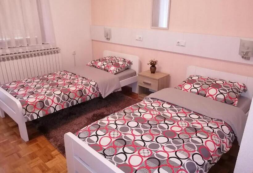 آپارتمان 1 خوابه با بالکن, Apartments Dedic
