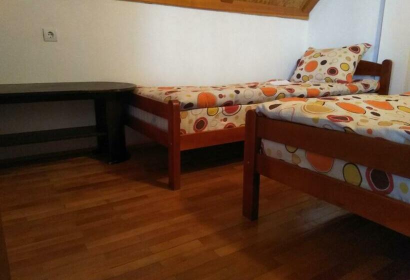 اتاق استاندارد با چشم‌انداز کوهستان, Guesthouse Nedajno