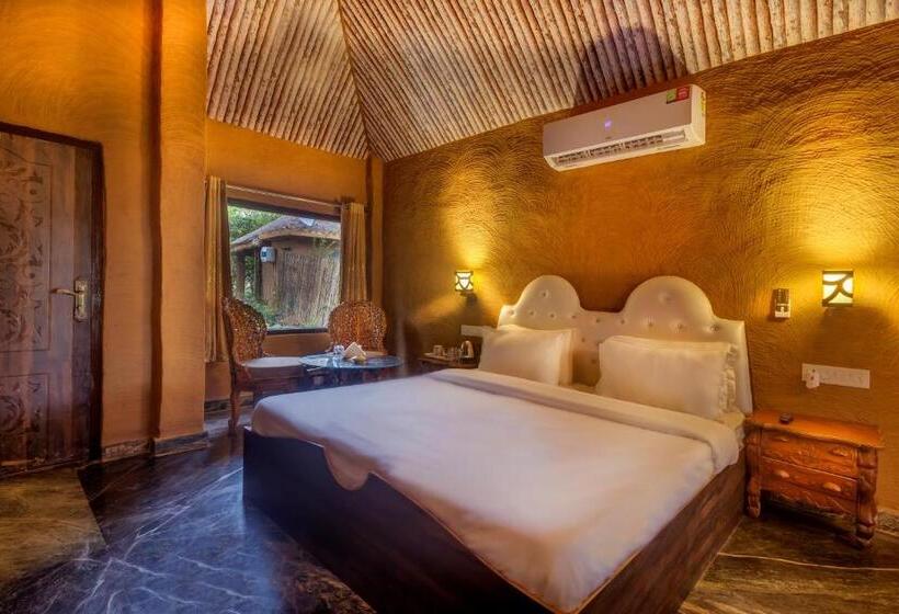 스탠다드 룸 킹사이즈 침대, Lohagarh Corbett Resort