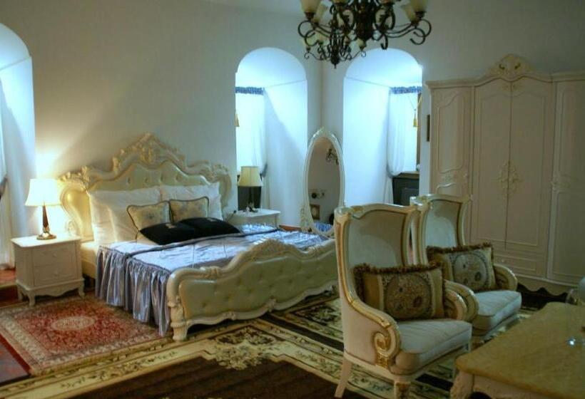 Люкс, Theresia Chateau   Bernolákovo