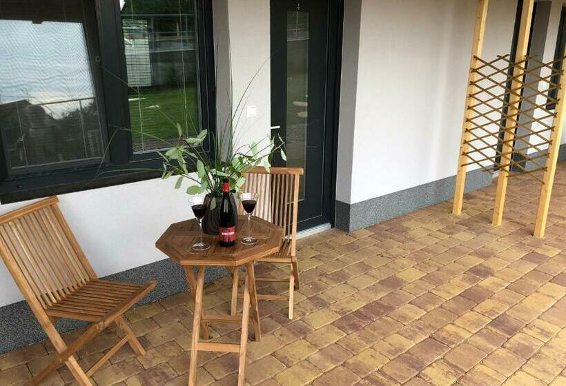 가든 전망 스위트, Apartmány Přítluky