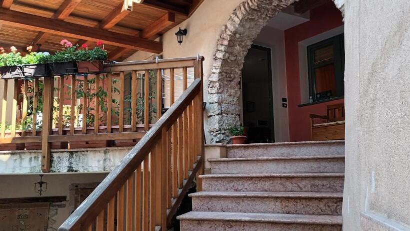 패밀리 룸, Casa San Felice