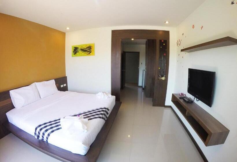 اتاق لوکس, Benjamas Place
