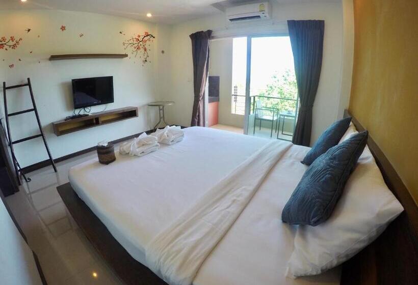 اتاق لوکس با تخت بزرگ, Benjamas Place