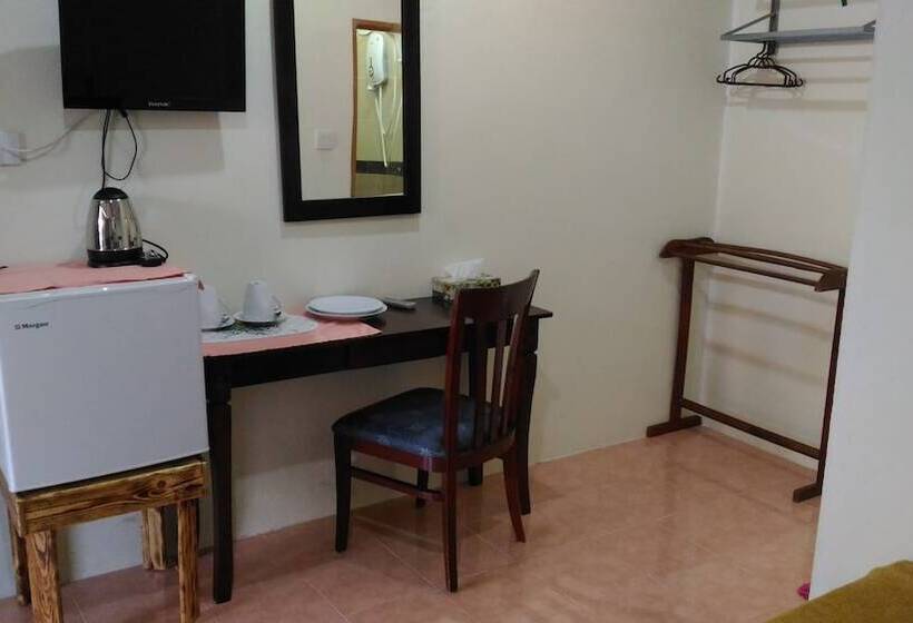 اتاق استاندارد, Tok Man Inn