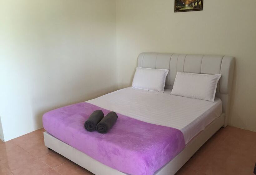 Standard Room, Tok Man Inn