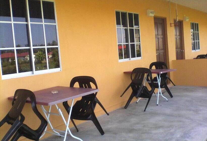 Standard Room, Tok Man Inn