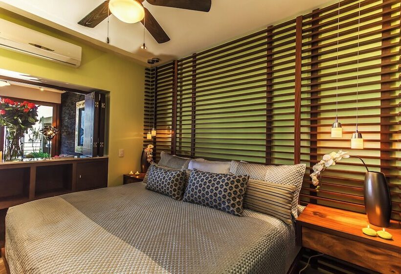 2 Sovrums Deluxe Svit, Pinnacle Resorts 220