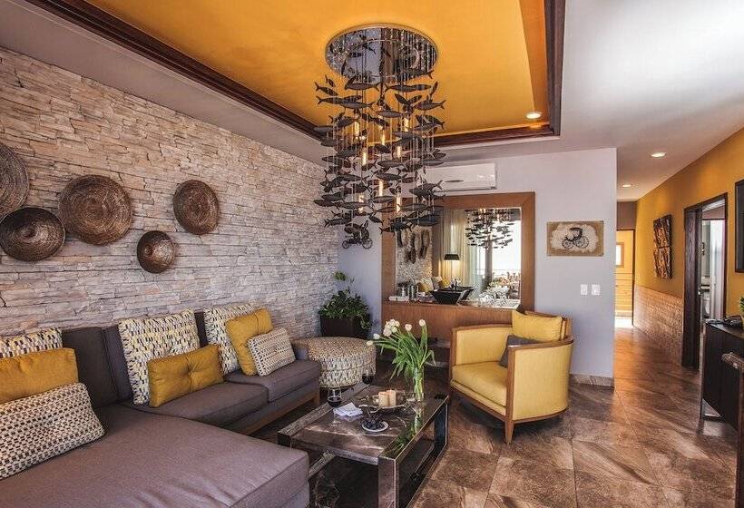 2 Sovrum Takvåningslägenhet, Pinnacle Resorts 220