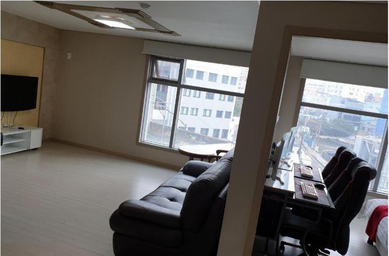 Family Suite, R&t
