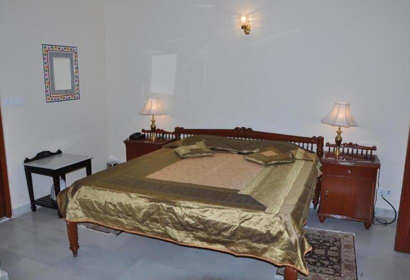 标准间, Khatu Haveli