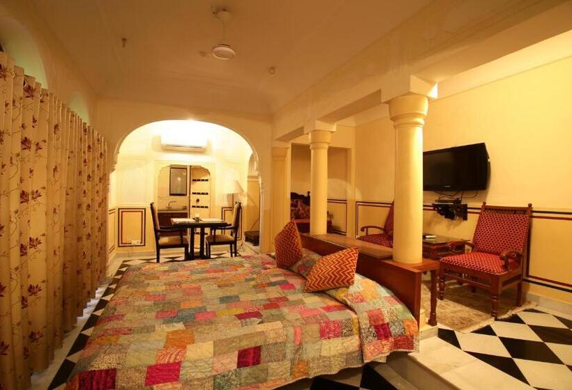 套房, Khatu Haveli