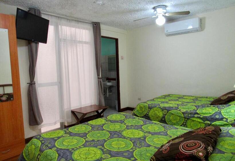 اتاق استاندارد سه نفره, La Guaria Inn & Suites