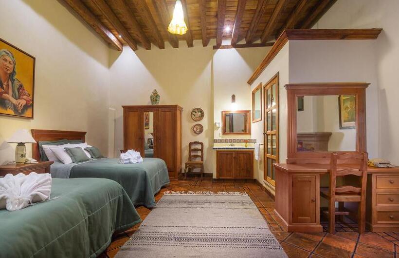 Quarto Estandar, Casa Del Naranjo