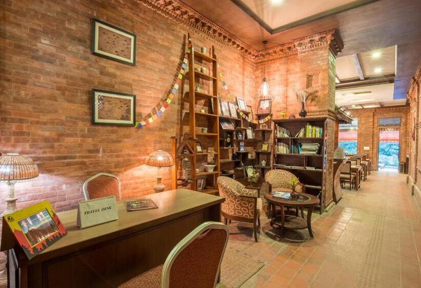 اتاق لوکس با بالکن, Dahlia Boutique