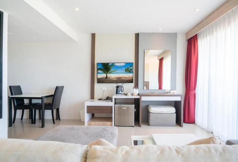 발코니가 있는 스위트, Paripas Patong Resort   Sha Extra Plus