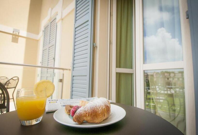 Полулюкс, Villa Maranello