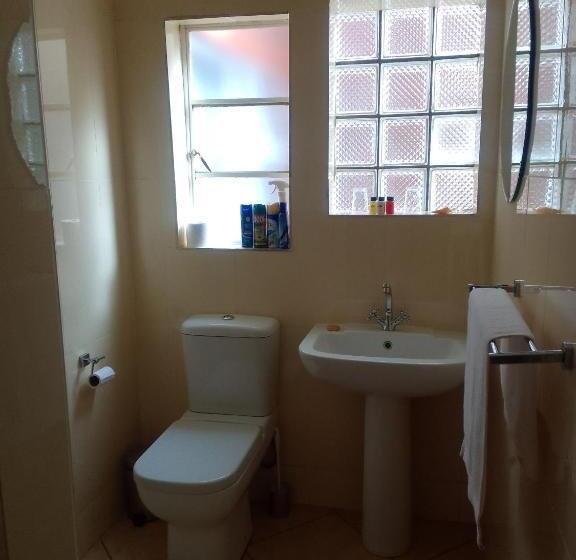 اتاق استاندارد با چشم‌انداز کوهستان, Botleng Guest House