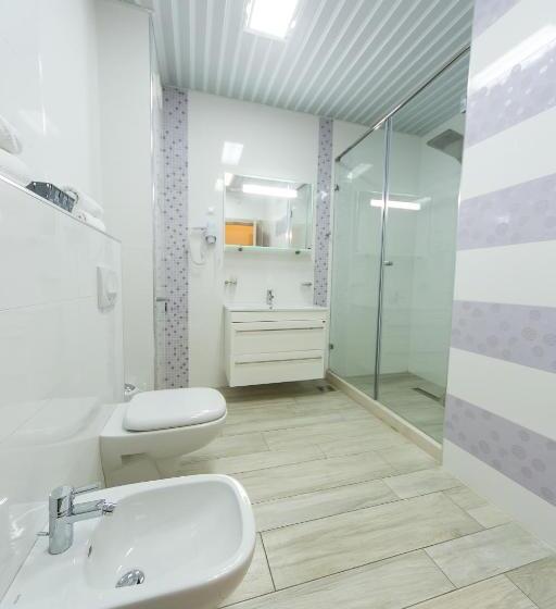 آپارتمان 1 خوابه با چشم‌انداز جانبی دریا, Apart Hotel Sea Fort