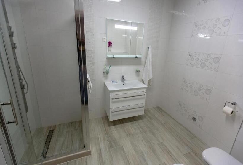 آپارتمان 2 خوابه با چشم‌انداز دریا, Apart Hotel Sea Fort