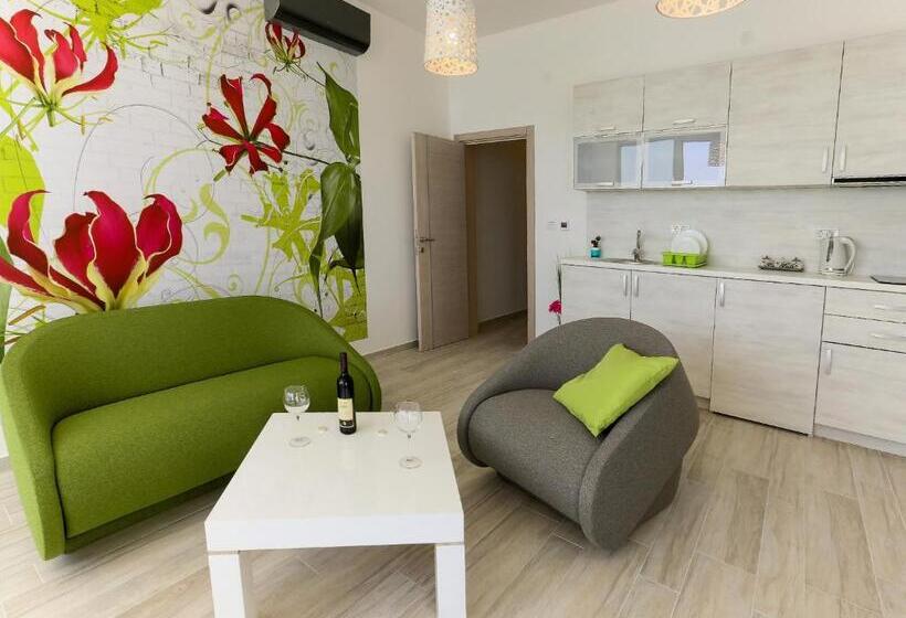 آپارتمان 1 خوابه با بالکن و چشم‌انداز دریا, Apart Hotel Sea Fort