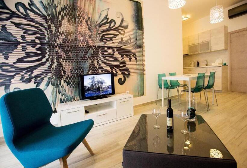 آپارتمان 2 خوابه با بالکن, Apart Hotel Sea Fort