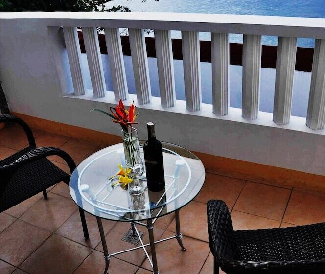 Номер Стандарт Вид на Море с Террасой, Eagle Point Beach And Dive Resort