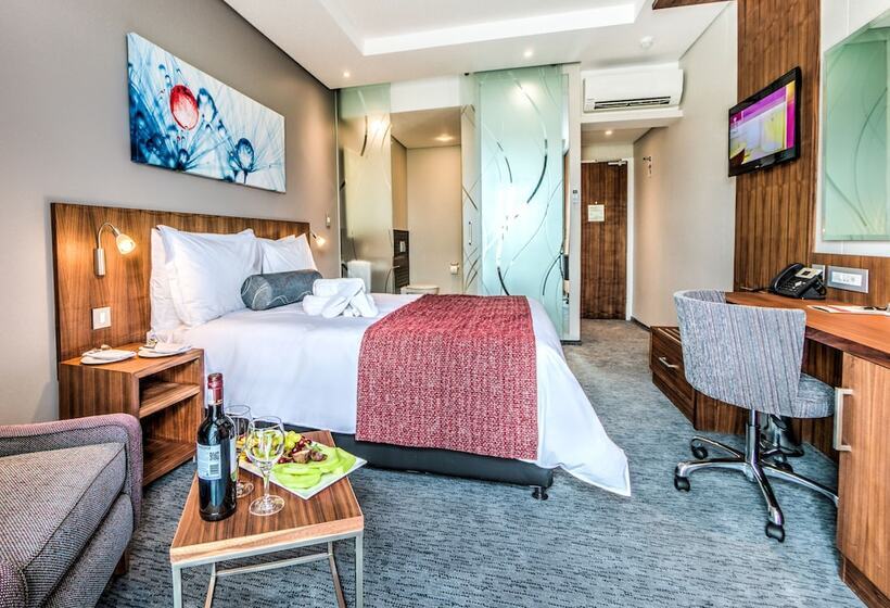 Номер Стандарт, City Lodge Hotel Waterfall City
