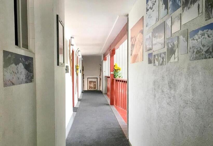 Номер Стандарт, Tyrolean Lodge