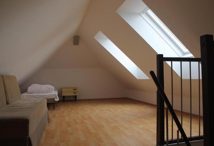Апартаменты Comfort 3 Спальни, Waldhof