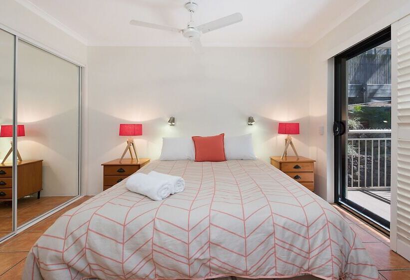 آپارتمان 2 خوابه, Joanne Apartments