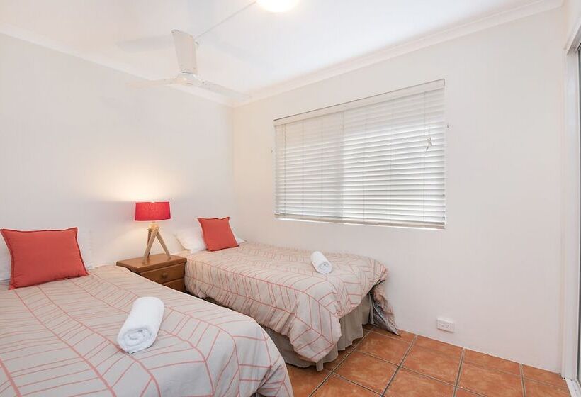 آپارتمان 2 خوابه, Joanne Apartments