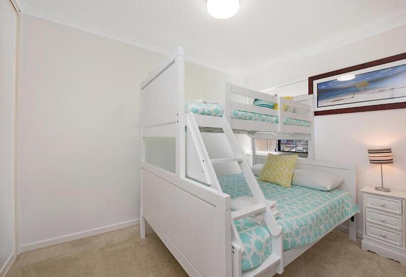 آپارتمان 2 خوابه با چشم‌انداز دریا, Joanne Apartments