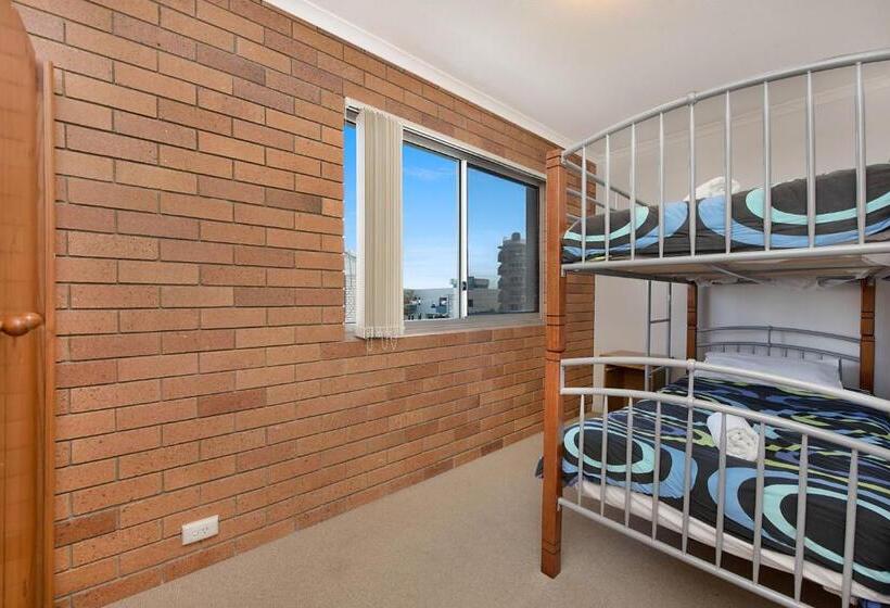 آپارتمان 3 خوابه با چشم‌انداز دریا, Joanne Apartments