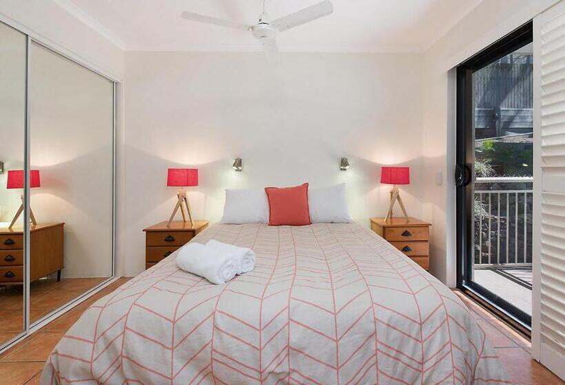 آپارتمان 2 خوابه, Joanne Apartments