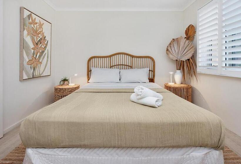 آپارتمان 2 خوابه با چشم‌انداز دریا, Joanne Apartments