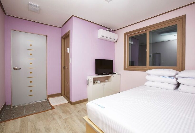 اتاق استاندارد, Guesthouse The Hill