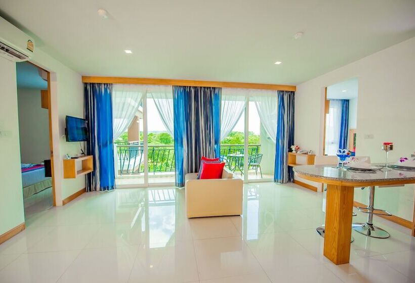سوئیت خانواده 2 خوابه, Grand Nai Harn Suites