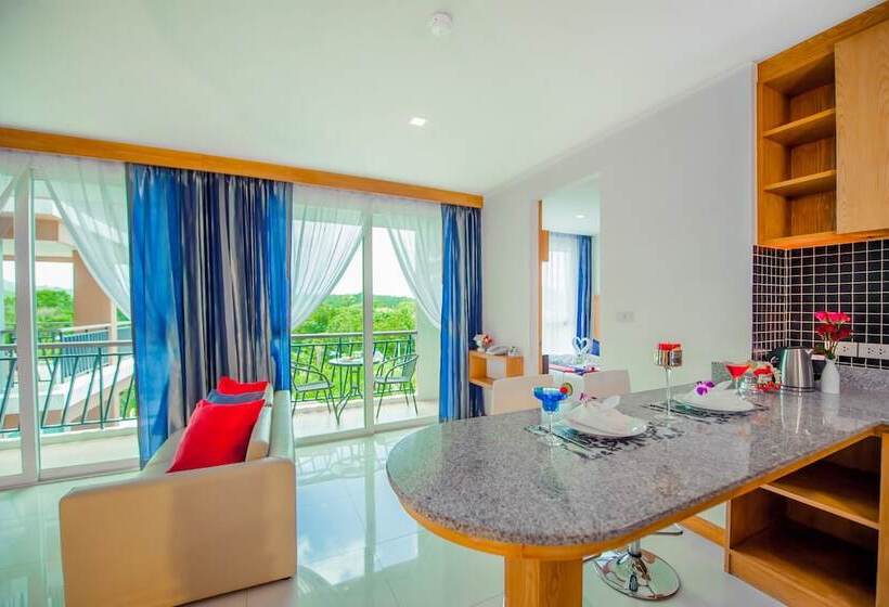 سوئیت خانواده 2 خوابه, Grand Nai Harn Suites