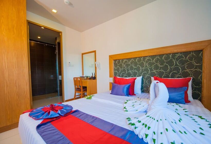 سوئیت خانواده 2 خوابه, Grand Nai Harn Suites