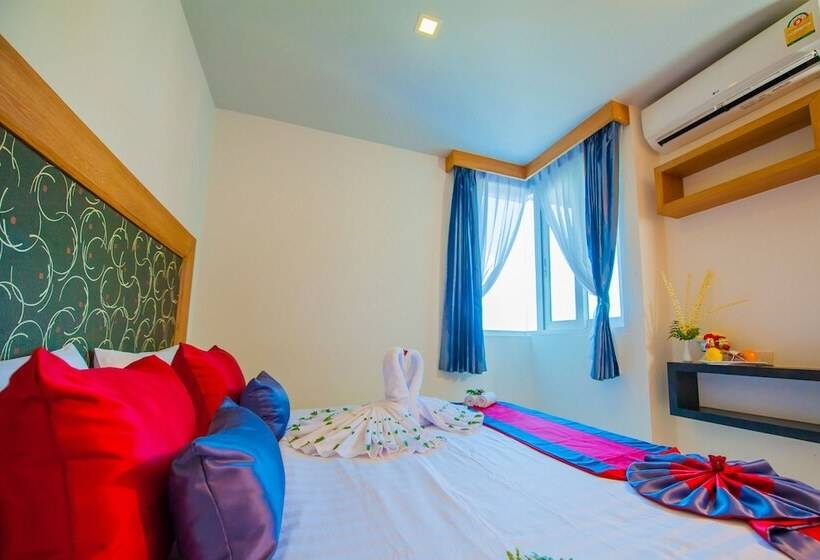 سوئیت خانواده 2 خوابه, Grand Nai Harn Suites