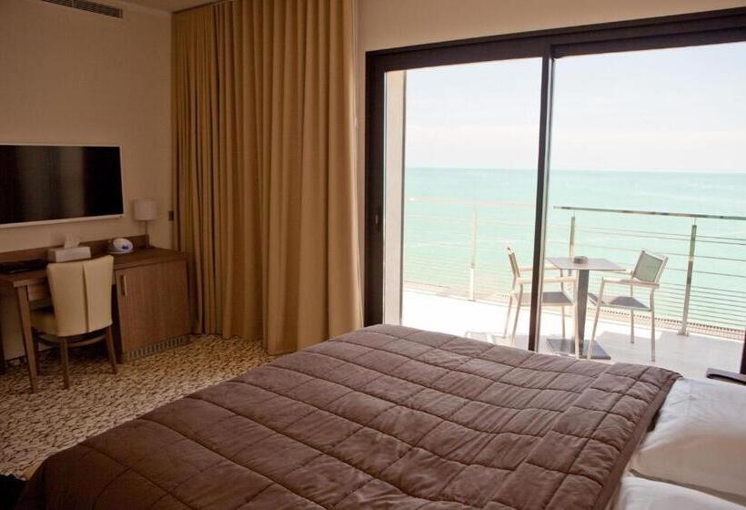 Номер Deluxe Вид на Море, Villa Azur