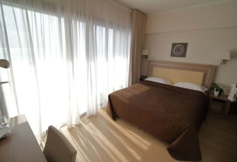 Классический Номер Вид на Море, Villa Azur
