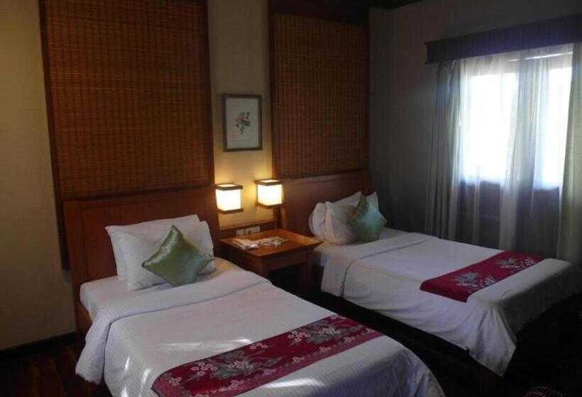کلبه ییلاقی, Redang Island Resort