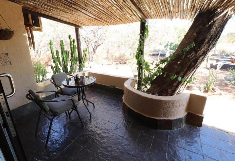 اتاق لوکس با تخت بزرگ, African Rock Lodge