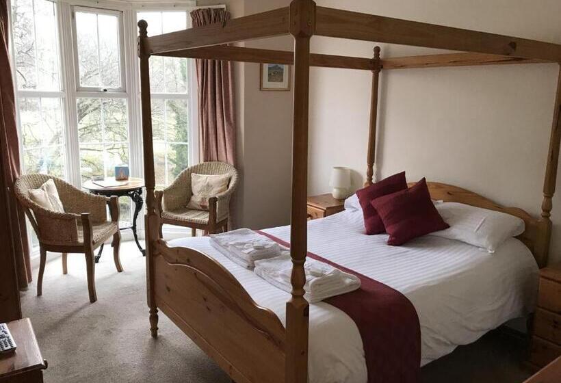 Номер Deluxe, The Abbey Inn