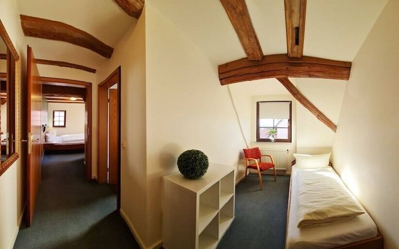 Номер Стандарт Трехместный, Hauser Der Villa Italia