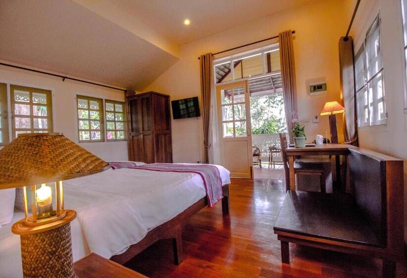 اتاق لوکس, Monoceros Resort