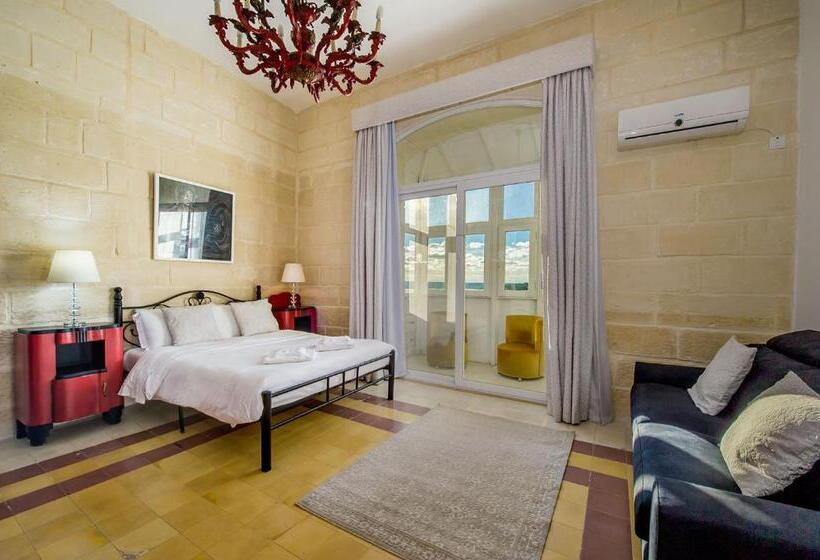 اتاق استاندارد با چشم‌انداز, Point De Vue Guesthouse